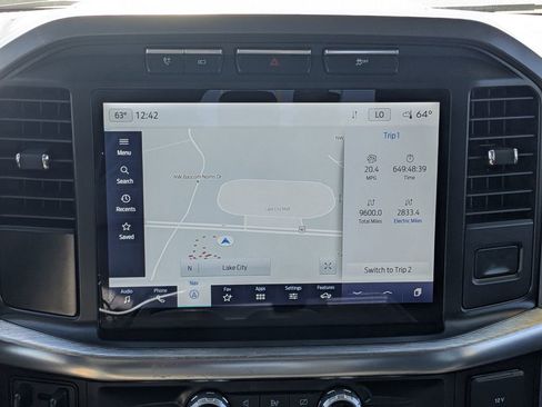 Used 2022 Ford F150 Lariat w/ Equipment Group 501A Mid image 28