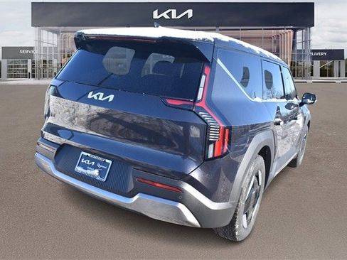 New 2026 Kia EV9 Light image 4