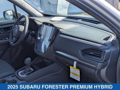 Certified 2025 Subaru Forester Premium image 37