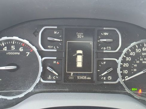 Used 2018 Toyota Tundra Limited image 17