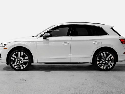 Used 2018 Audi SQ5 Prestige w/ Prestige Package AWD/4WD image 9