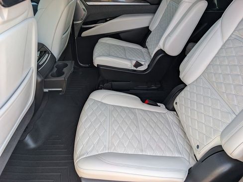 Certified 2025 Cadillac Escalade V AWD/4WD image 22