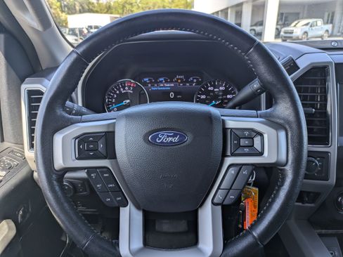 Used 2019 Ford F250 Lariat image 19