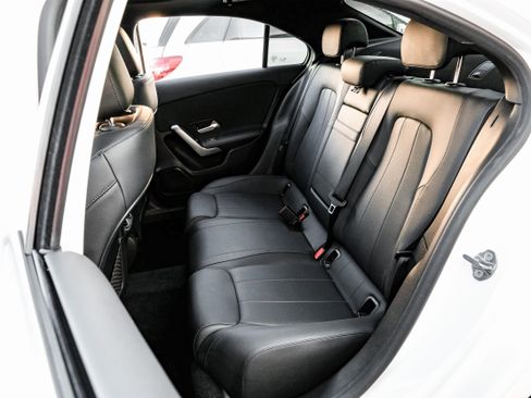 Used 2022 Mercedes-Benz A 220 image 39