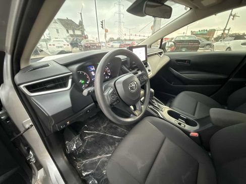 Used 2024 Toyota Corolla LE FWD image 10