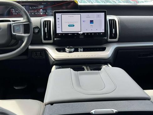 New 2027 Ford Expedition Active AWD/4WD image 13