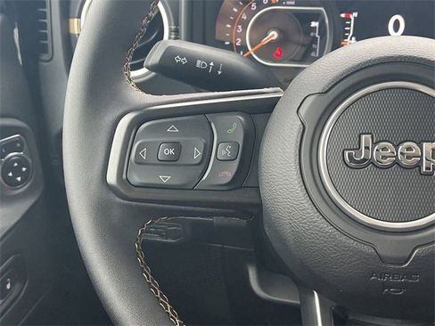 New 2025 Jeep Gladiator Sport w/ Premium Package image 15