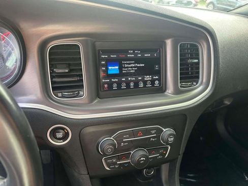 Used 2022 Dodge Charger SXT image 28