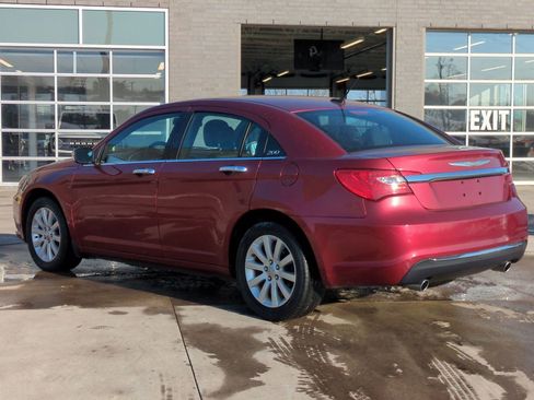 Used 2013 Chrysler 200 Limited image 5