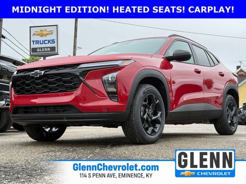 New 2026 Chevrolet Trax LT w/ Midnight Edition FWD image 1