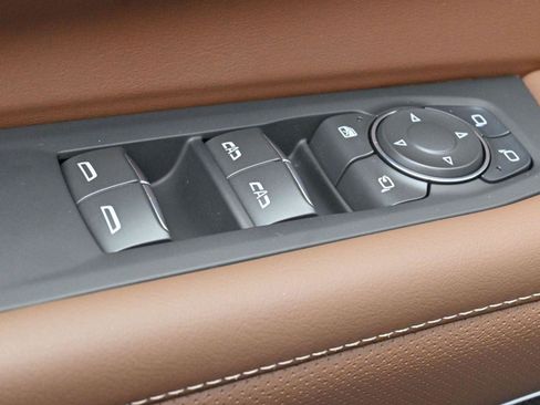 Used 2025 Chevrolet Tahoe High Country w/ Sun And Tow Package image 14