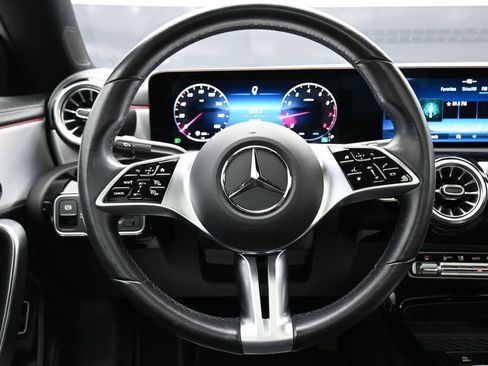 Used 2025 Mercedes-Benz CLA 250 image 19