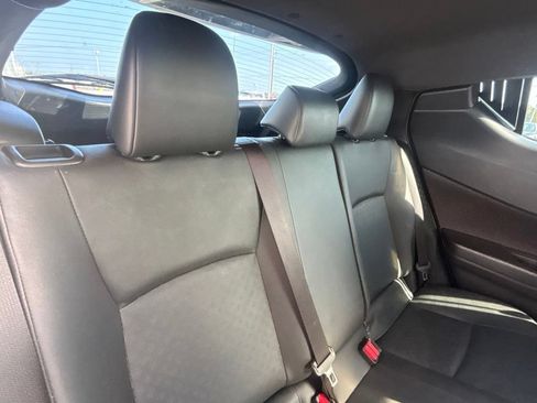 Used 2019 Toyota C-HR Limited FWD image 28