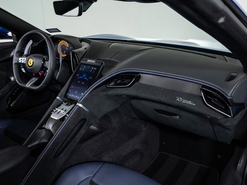 Used 2025 Ferrari Roma Spider image 41