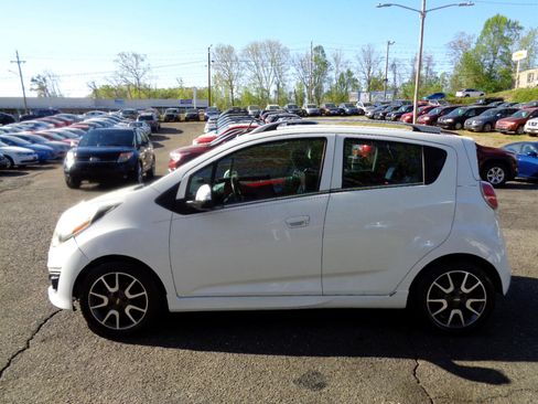 Used 2014 Chevrolet Spark LT image 8