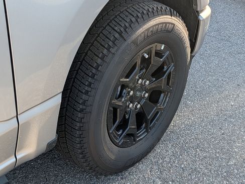 New 2025 Ford F150 Lightning XLT AWD/4WD image 13