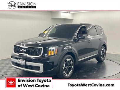 Used 2024 Kia Telluride EX w/ EX Captain's Chair Package