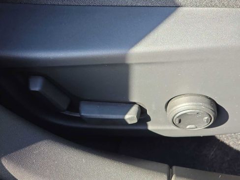 Used 2024 Polestar Polestar 2 image 29