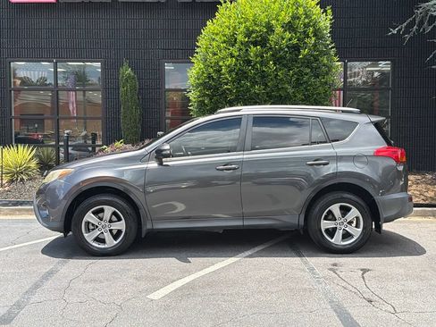 Used 2015 Toyota RAV4 XLE w/ Outdoor Package FWD image 9