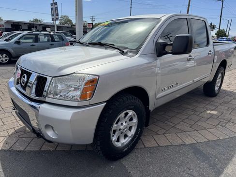 Used 2007 Nissan Titan SE AWD/4WD image 6