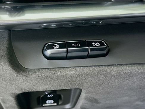 Used 2025 Chevrolet Corvette E-Ray AWD/4WD image 10