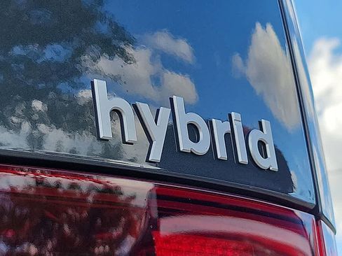 New 2026 Hyundai Santa Fe SE image 18