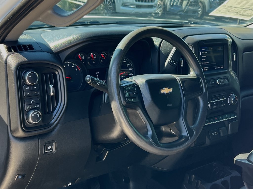 Used 2022 Chevrolet Silverado 1500 W/T w/ WT Value Package AWD/4WD image 5