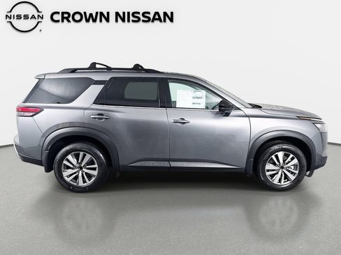 New 2026 Nissan Pathfinder SL FWD image 4