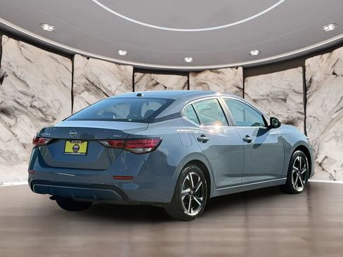 Used 2024 Nissan Sentra SV FWD image 5