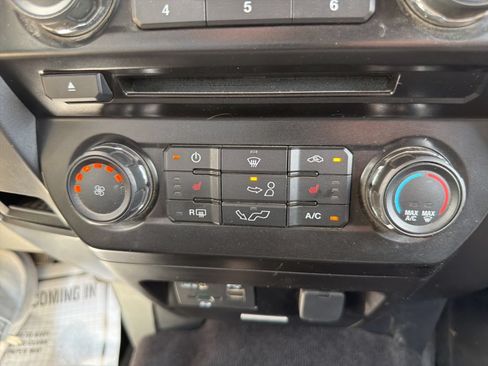 Used 2015 Ford F150 XLT w/ Equipment Group 302A Luxury AWD/4WD image 18