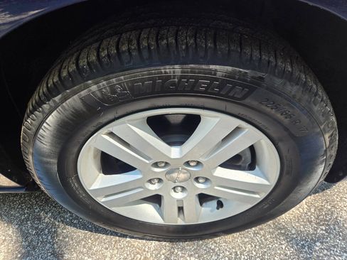 Used 2012 Dodge Grand Caravan Crew w/ Crew Value Pkg FWD image 39