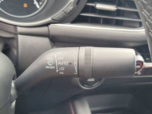 Used 2025 MAZDA MAZDA3 s image 17