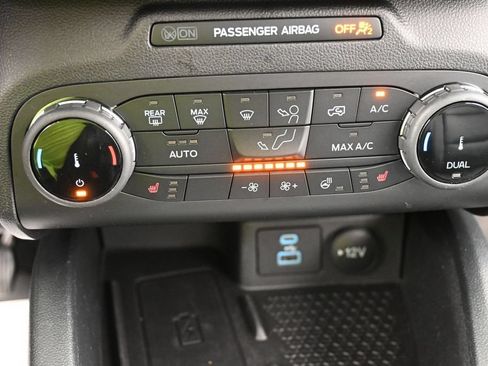 Certified 2022 Ford Bronco Sport Outer Banks w/ Tech Package AWD/4WD image 12