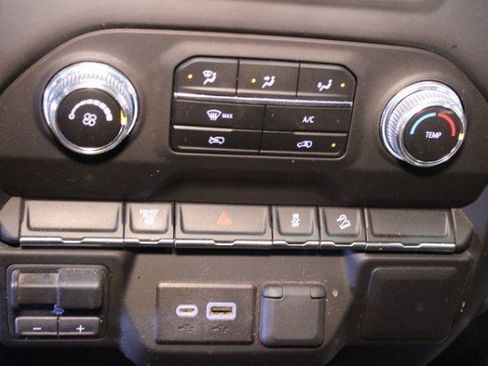 Used 2023 GMC Sierra 3500 Pro w/ Gooseneck/5TH Wheel Package image 21