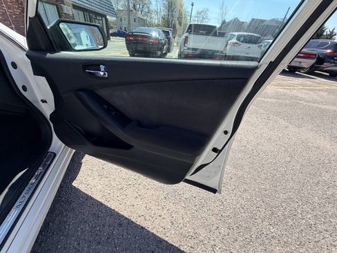 Used 2007 Nissan Altima Hybrid Sedan w/ Convenience Pkg image 26