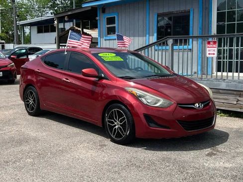 Used 2015 Hyundai Elantra SE image 4