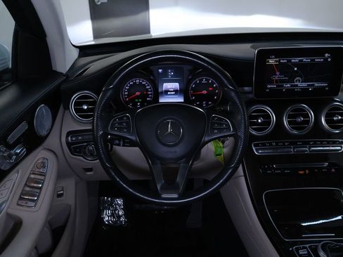 Used 2017 Mercedes-Benz GLC 300 4MATIC Coupe image 19
