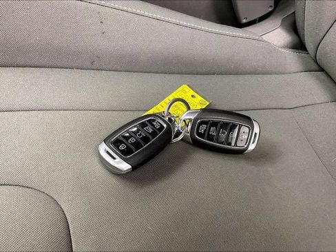 Certified 2023 Hyundai Elantra SEL w/ Cargo Package image 13