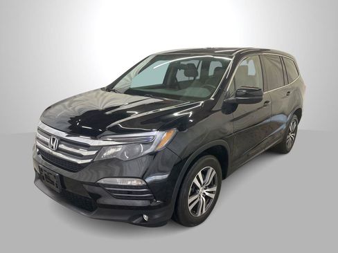 Used 2018 Honda Pilot EX image 1