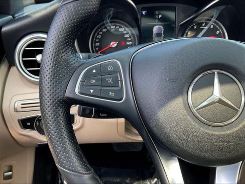 Used 2018 Mercedes-Benz C 300 4MATIC Sedan image 11