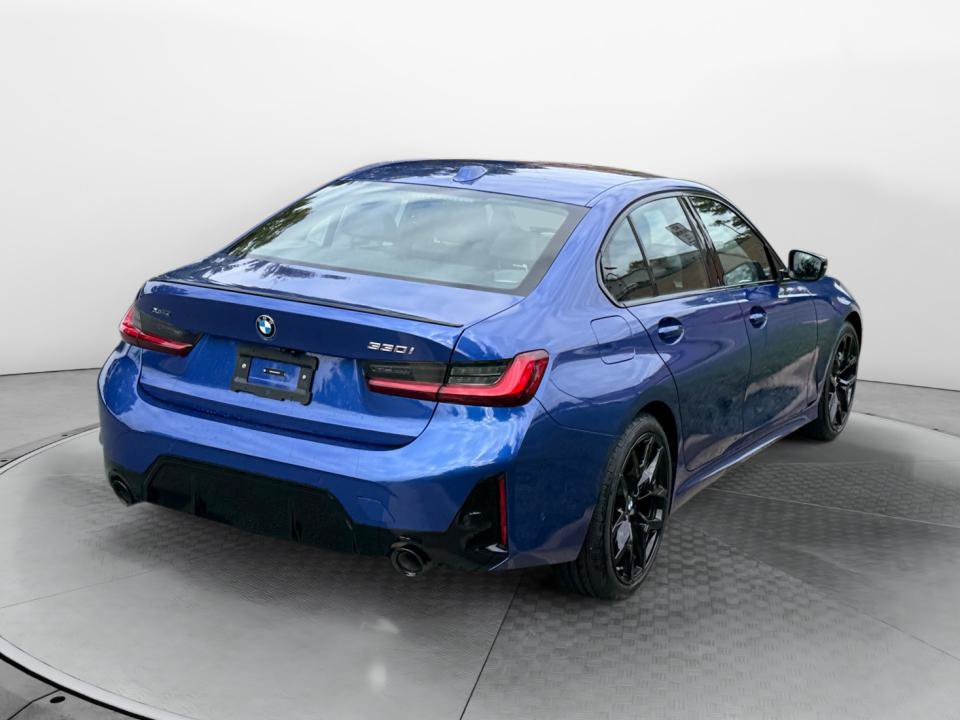 New 2026 BMW 330i xDrive Sedan w/ M Sport Package AWD/4WD image 7