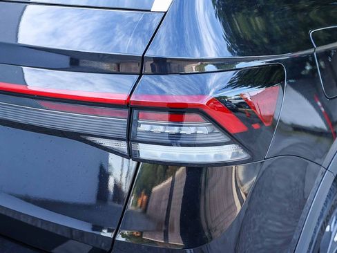 New 2026 Volkswagen Taos S image 11