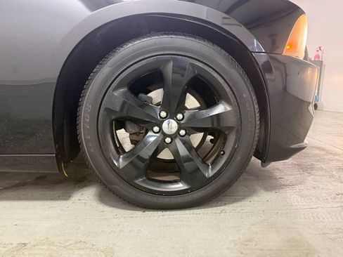 Used 2012 Dodge Charger SXT w/ Blacktop Pkg image 26