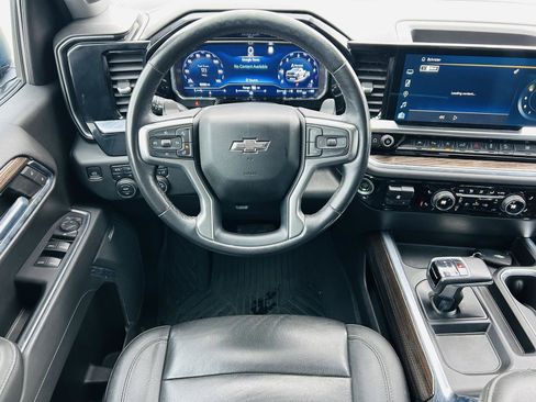 Used 2022 Chevrolet Silverado 1500 LT Trail Boss w/ LT Trail Boss Premium Package image 19