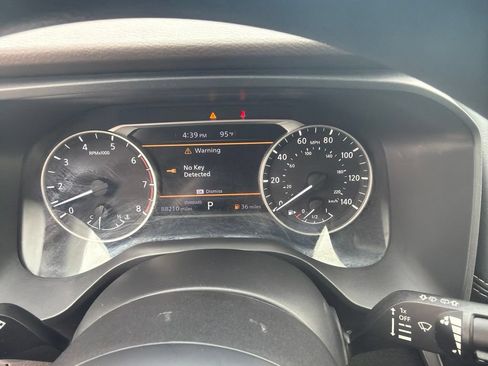 Used 2022 Nissan Rogue S FWD image 22