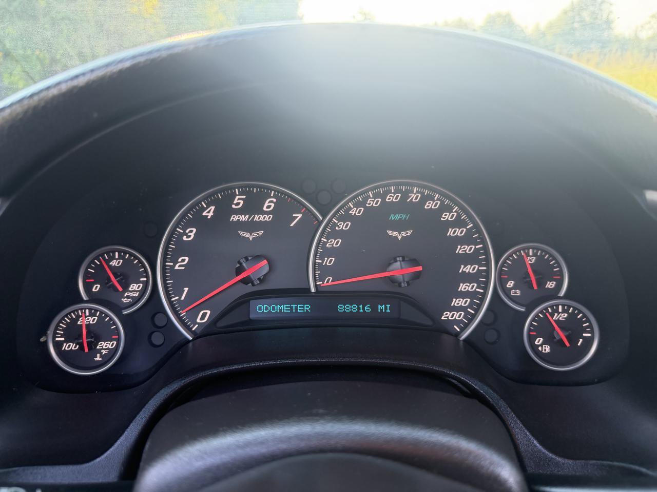 Used 2005 Chevrolet Corvette Coupe w/ Preferred Equipment Group RWD image 17