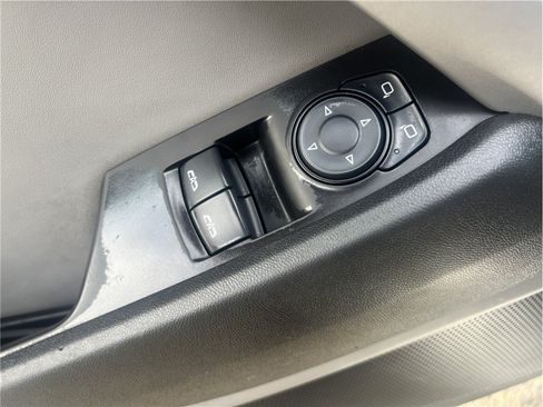 Used 2016 Chevrolet Camaro LT RWD image 13
