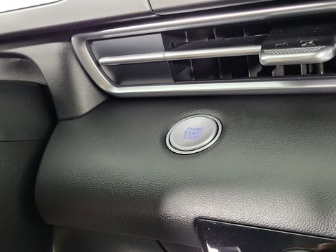 New 2025 Hyundai Elantra Blue image 17