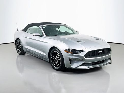 Used 2021 Ford Mustang Premium image 3