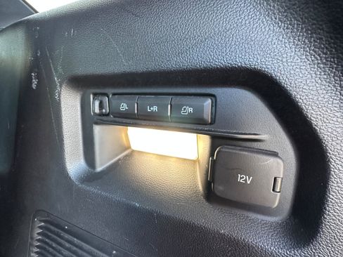 Used 2020 Ford Explorer Limited image 26